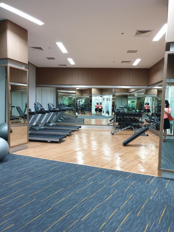 Apartemen Grand sungkono Lagoon Venetian. Surabaya Esterno foto